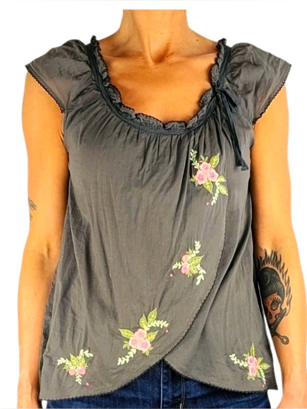 Free People open cross front embroidered flower Boho hippie top size 6
